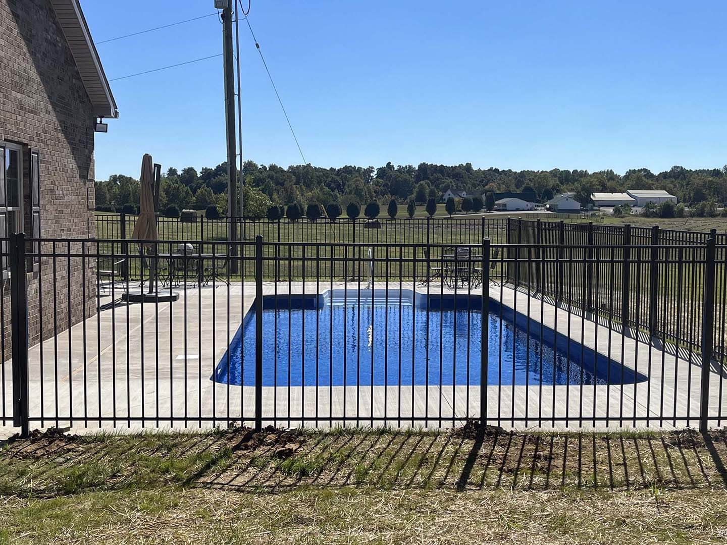 Photo of an aluminum fence from a Owensboro Kentucky Fence Company