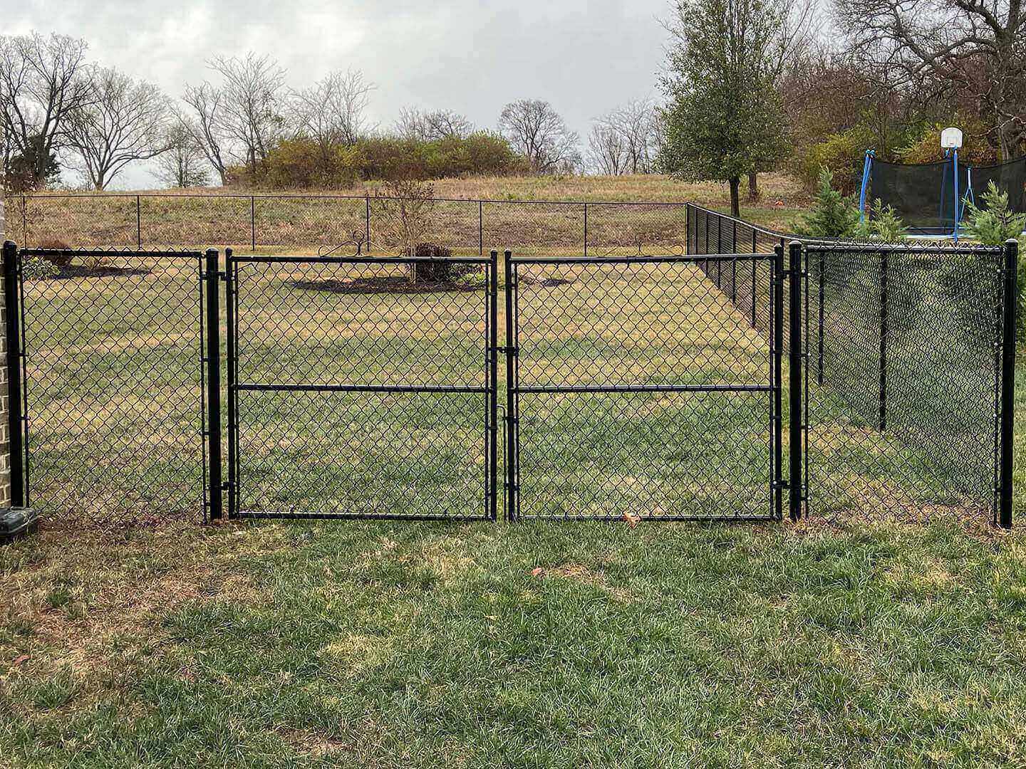 Photo of a chain link fence from a Gallatin Tennessee fence company