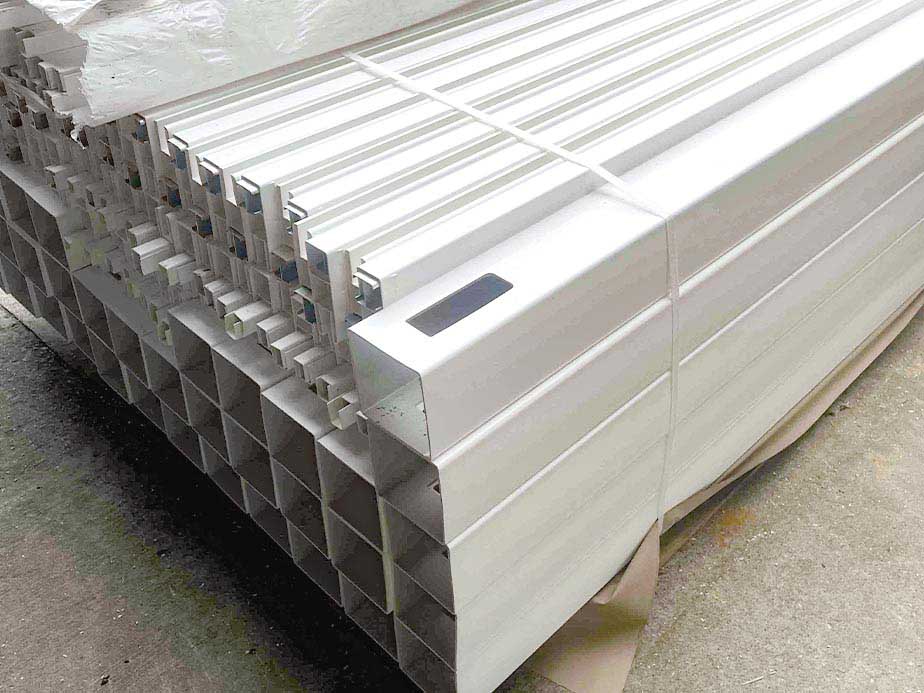 vinyl fence material distributor in Columbia Tennessee