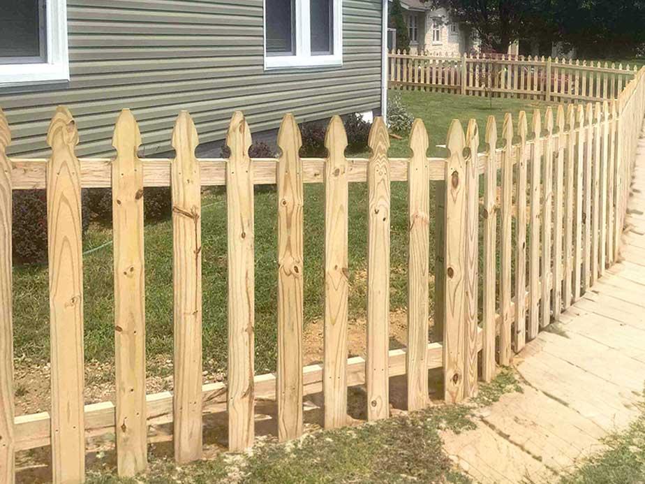 wood fence Smyrna Tennessee